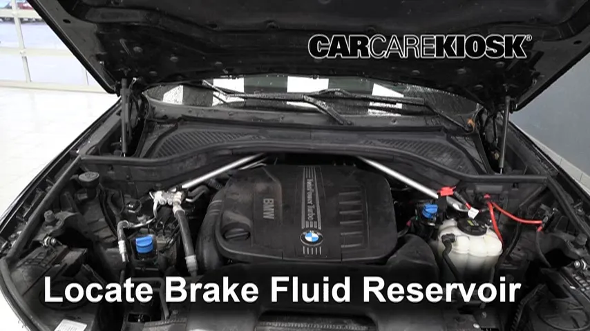 2016 BMW X5 xDrive35d 3.0L 6 Cyl. Turbo Diesel Liquide de frein